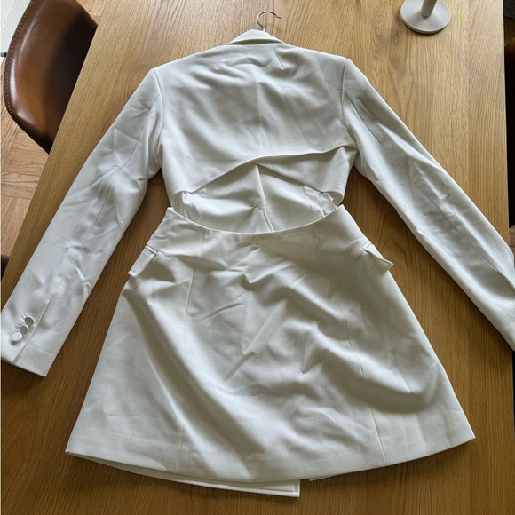 A.L.C. White Carlyle Cut Out Blazer Mini Dress Size 4 Small NWT - Picture 5 of 6